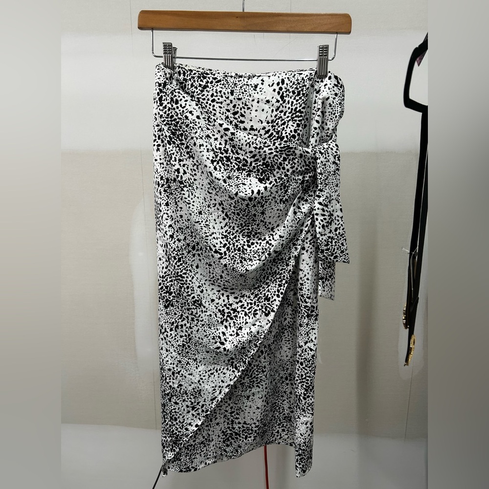 Nine West Black and White Asymmetrical Skirt